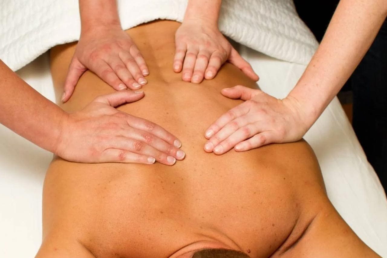 maneras-trabajar-masaje-cuatro-manos-blog-masajesshiva